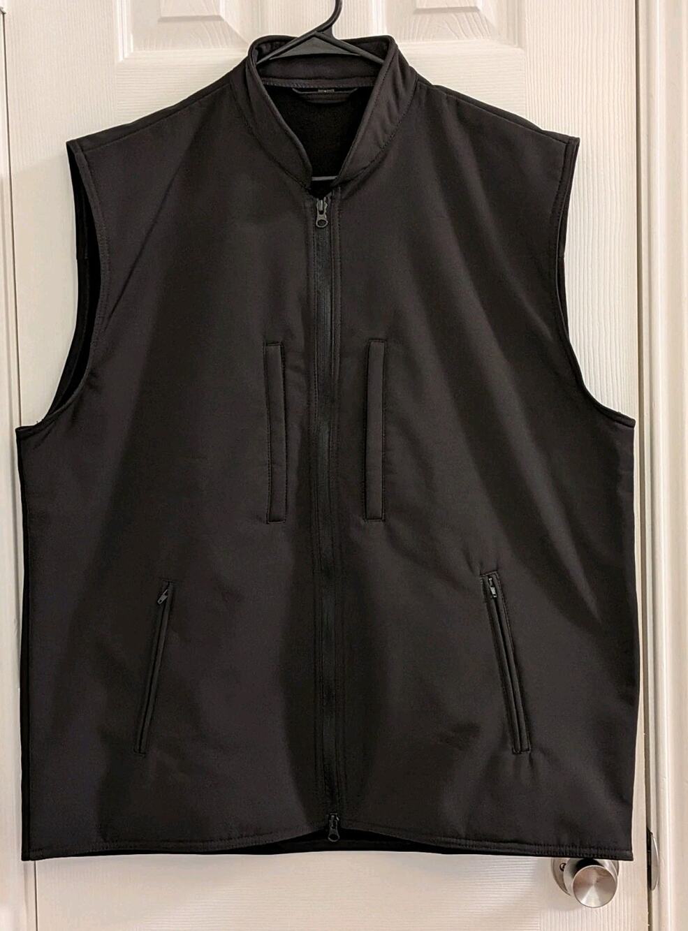 Rothco Men's Concealed Carry Soft Shell Vest Size LARGE Black